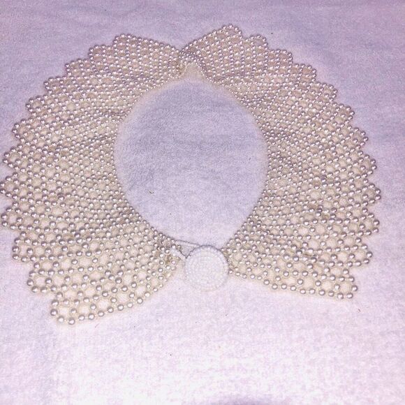 Vintage Ruth Bader Ginsburg RBG Victorian Beaded Collar Bib Necklace Cream - Picture 3 of 5